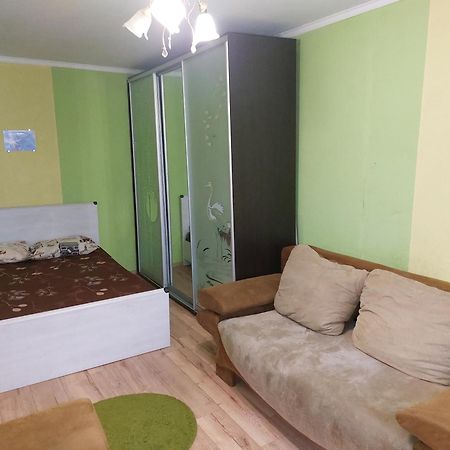 Apartmán Район Деснянской Правды Černihiv Exteriér fotografie