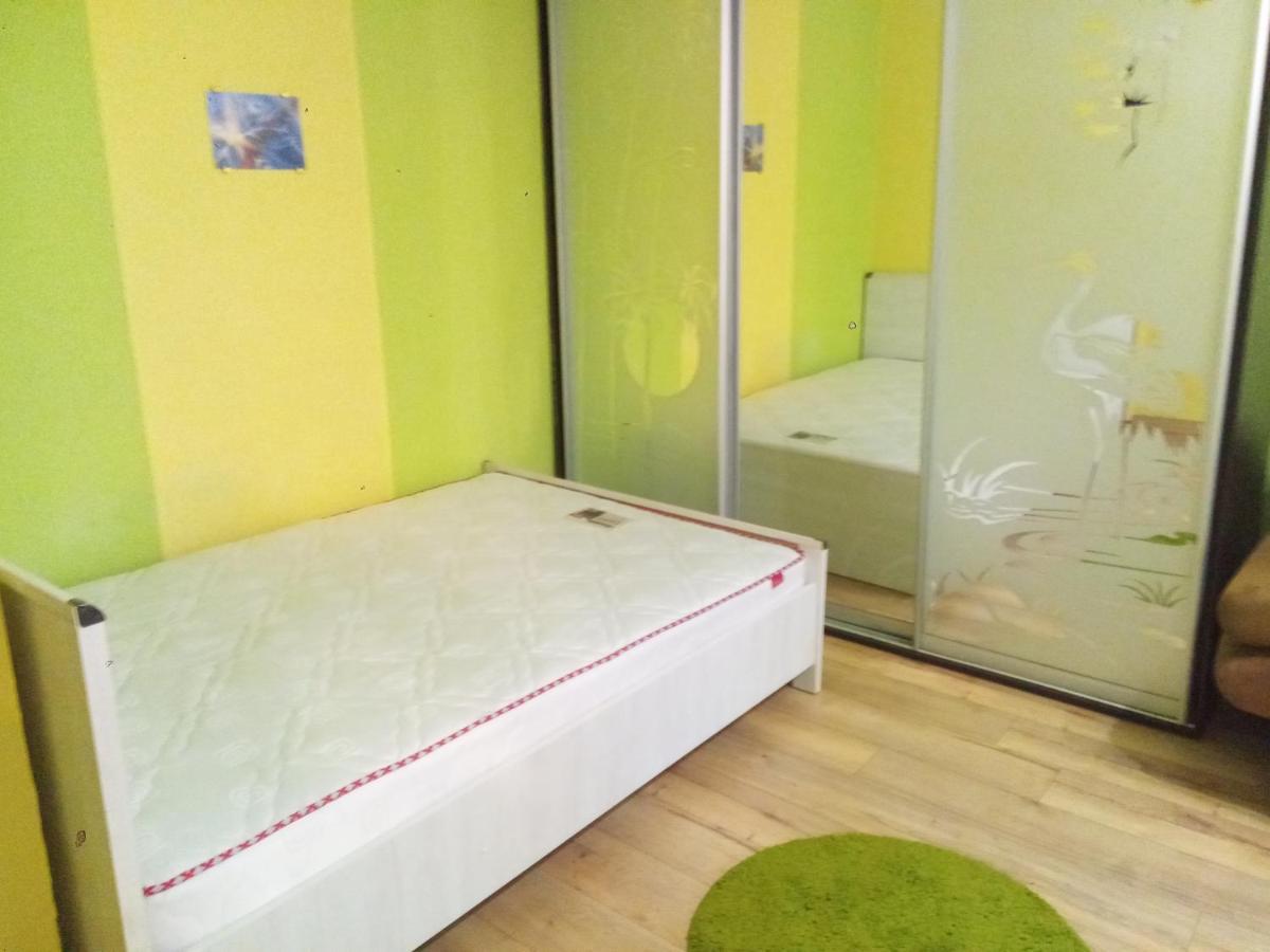 Apartmán Район Деснянской Правды Černihiv Exteriér fotografie